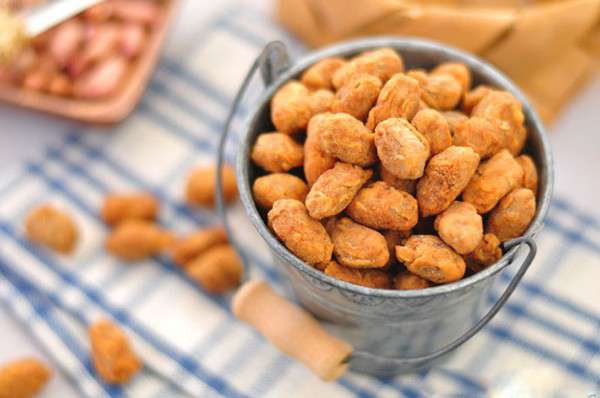 Đậu phộng- món ăn vặt mang tên “tuổi thơ diệu kì”!